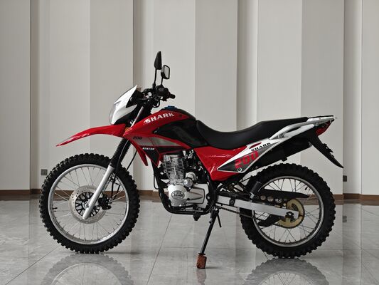 Four Stroke Off Road Motorcycle Air Cooled 150cc Dirt Bike Street Legal 90km/H