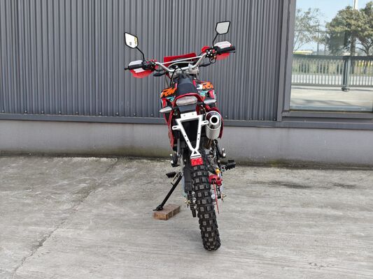 300CC Air Cooled Engine 4 Stroke Enduro Dirt Bikes Off Road Motorcycle With 9L Fuel Tank