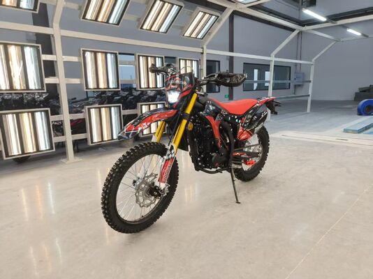 Off Road Riding 250cc 4 Stroke Enduro Bikes With Single Cylinder Air Cooled Engine