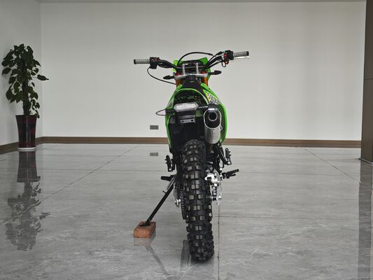 250cc Engine Off Road Dirt Bike , 6.8L Fuel Gas Powered Motorcycle For Dirt Roads