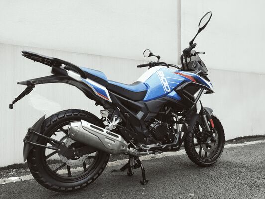 300cc Off-road Motorcycle Delivering 22kW Power And 28N·m Torque Honda YAMAHA TVS BAJAJ