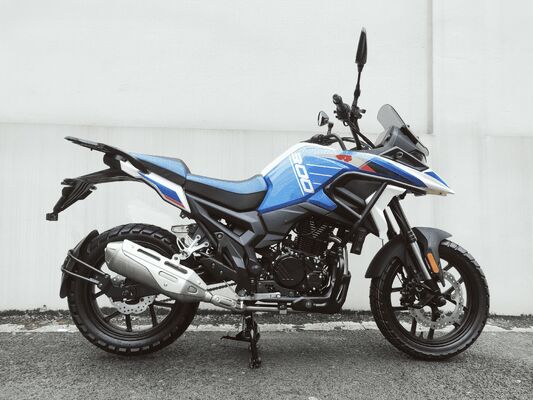 300cc Off-road Motorcycle Delivering 22kW Power And 28N·m Torque For Speed And Climbing Performance
