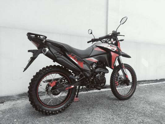 Adult Dirt Bike Manufacturer 200cc Water-cooled Four-stroke Off-road Motorcycle Single Cylinder Bikes