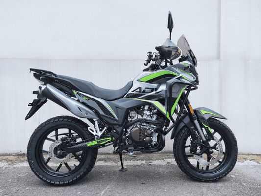 22kW 28N·m Single Cylinder Water-Cooled Adventure Motorcycle Off Road Dirt Bike Street Legal Motorcycle Supplier