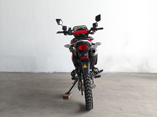 4 Stroke 250CC Off Road Dirt Bike Chain Drive Off Road Motorbike With Air Cooled Engine