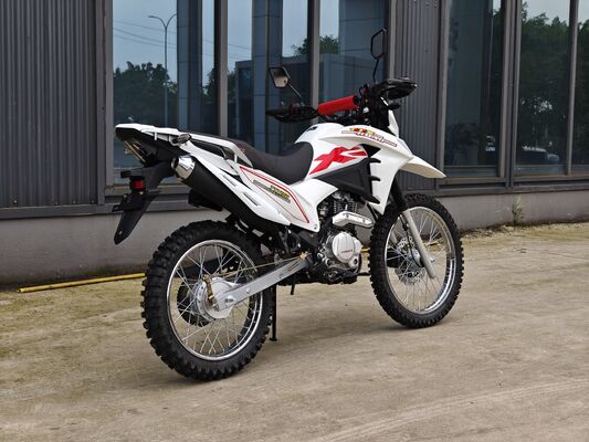 250cc Engine Off Road Motorcycle Four Stroke With Led Handlebar Guard 98km/H