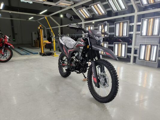 Durable 150cc Off Road Motorcycle Chain Drive With 12L Large Fuel Tank Daily Riding Capability