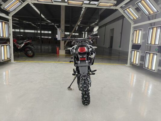 Durable 150cc Off Road Motorcycle Chain Drive With 12L Large Fuel Tank Motorcycles Customized Dirt Bike Factory