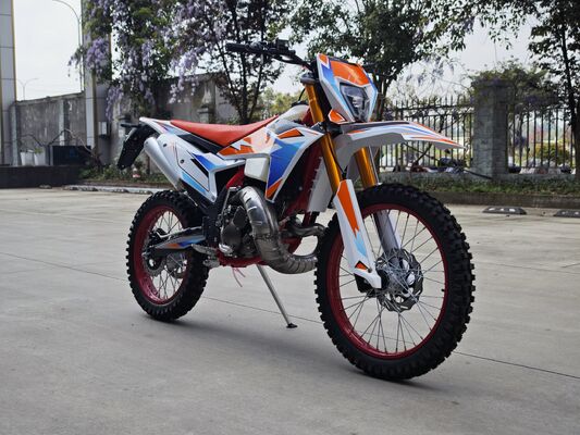 250cc Enduro Motorcycle Two Stroke Engine Water Cooled Off Road Riding