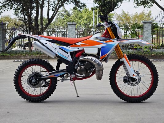 K23 TM250 Two Stroke Engine Inverted Front Fork Dirt Bike 23KW Water Cooled