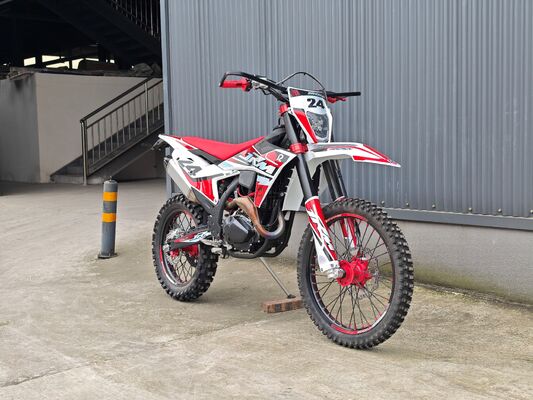 250cc Off Road Dirt Bike Air Cooled 4 Stroke Enduro Motorcycle With Track Style Suspension