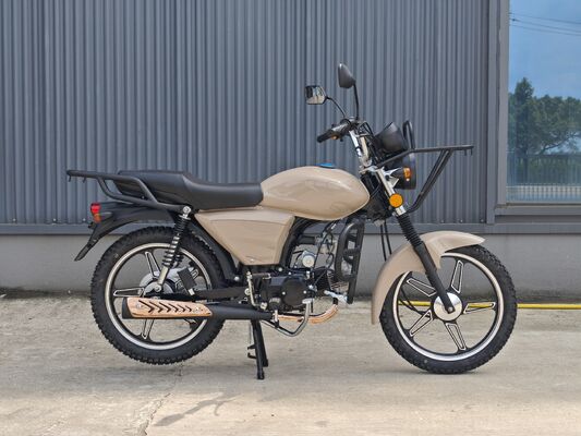 Electric Kick Start Engine Chopper Motorbike 110CC With Painted Bumper Muffler Street Legal Motorcycle Supplier