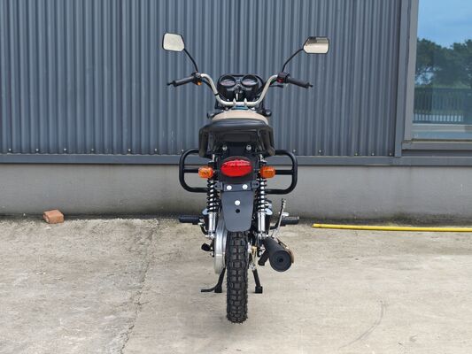 Electric Kick Start Engine Chopper Motorbike 110CC With Painted Bumper Muffler Street Legal Motorcycle Supplier