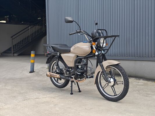 Electric Kick Start Engine Chopper Motorbike 110CC With Painted Bumper Muffler Street Legal Motorcycle Supplier