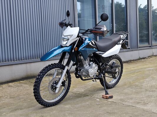 150cc Air Cooled Enduro Motorcycle Electric Kick Start Deep Tooth Tires LED Light